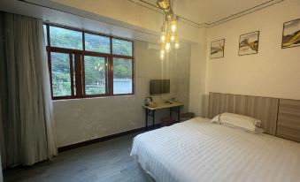 Lingyun Lulu Sunshine Homestay