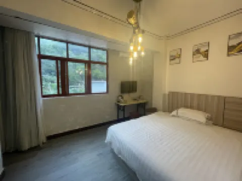 Lingyun Lulu Sunshine Homestay