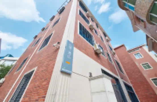 拓維酒店（泉州動車站店） 鄰近泉州站的酒店