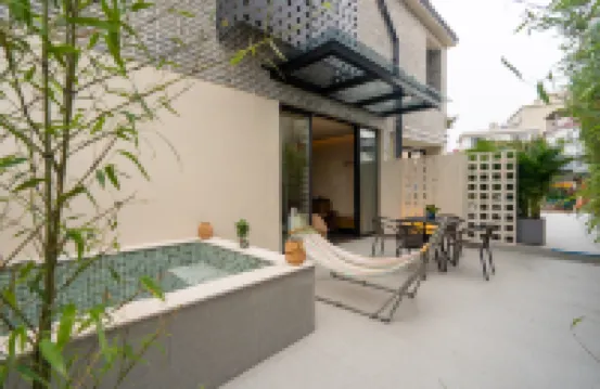 Shenzhen Chengting Holiday Homestay (Dapeng Suocheng Branch) Hotels near Daya Bay Nuclear Power Station