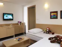 ホテル サヴィカ ガルニ - サバ ホテルズ & リゾーツ ブレッドのホテル