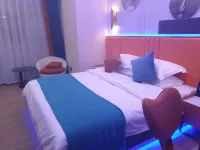 Jingding Zhiyou Business Hotel (Fengdu County People's Hospital)