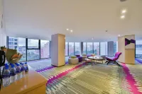麗楓酒店（大理高鐵站洱海公園店） - 健身室/gym room