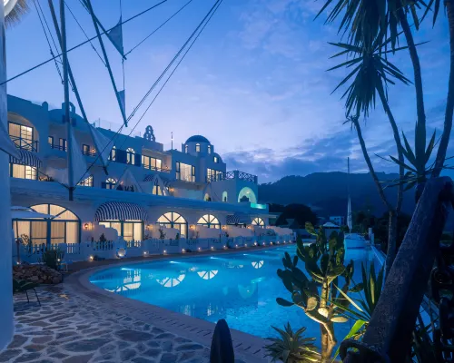 Zhaoqing Xijiang Lan'an Villa Hotels in Deqing