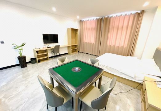 탕취안 호텔 내부 전경