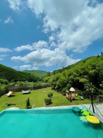 Moganshan Puyu near mountain Hot Spring resort Отели рядом с достопримечательностью «Sun Observation Platform»