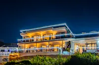 One Plus One Mountain House B&B