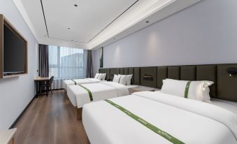 GreenTree Inn Express Hotel (Jinan CBD Vientiane City)