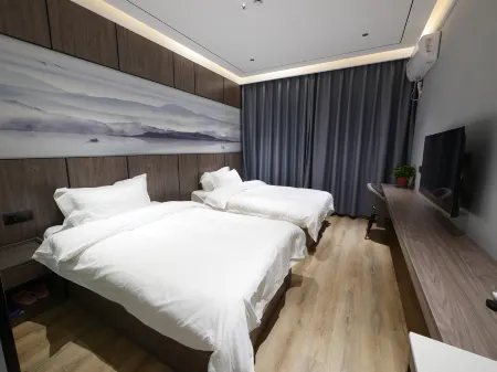 Lixin Hotel Отели в г. Гуаншань