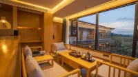 Green bamboo Villa