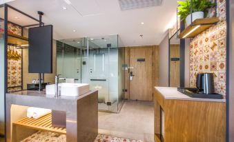 Qiu Guo Hotel (Shenzhen Futian Xiangmi Park Branch)