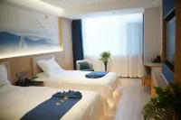 Grand East Coast Hotel