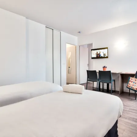 Zenitude Hôtel-Résidences Toulouse Métropole Отели рядом с достопримечательностью «Университетский институт рака Онкополе в Тулузе»