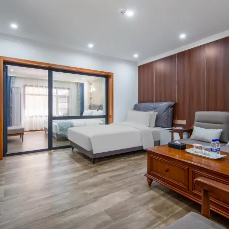 Henry Hotel