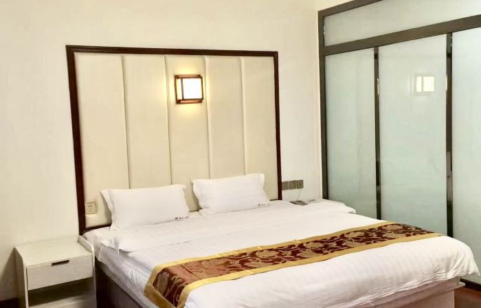 Meihua Express Hotel