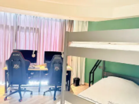 他她電競公園酒店 鄰近梁平東山森林公園的酒店