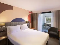 Ibis Styles Sydney Central Hotels near Museum