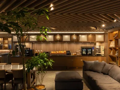 Insomnia Kyoto Oike Отели в г. Киото