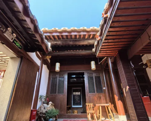 Minnan Yuqing Courtyard Homestay (Kaiyuan Temple Branch, West Street, Quanzhou Ancient City) Hotel in zona Torre Dongxi