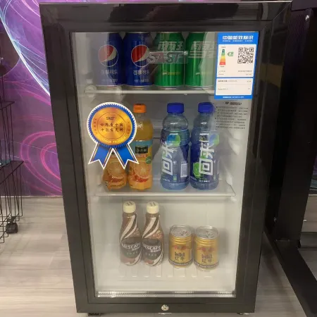 Yidu E-sports Business Hotel (Pinghu Wuyue Plaza Donghu Scenic Area)