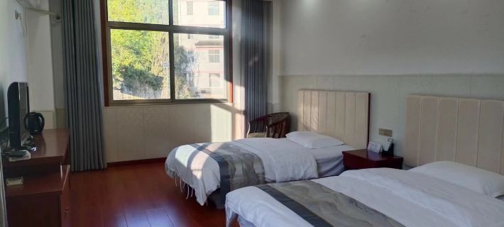 Jiayuan Hotel Hotels in Ningshan