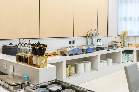 City Comfort Inn (Chibi xin jie kou shang ye jie dian) Отели рядом со станцией Chibi North Railway Station