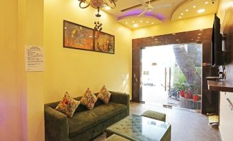 Airport Hotel Redstone