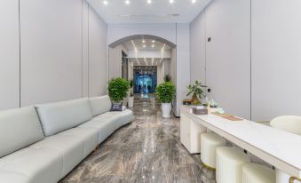 Mile Dream Tour Boutique Hotel - Housity