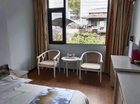 Jiangcheng Shengping Business Hotel