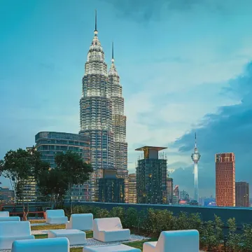 The Mews KLCC Kuala Lumpur by ALMA ( Swimming Pool + 10Mins Walk to KLCC ) Các khách sạn gần Tháp đôi Petronas