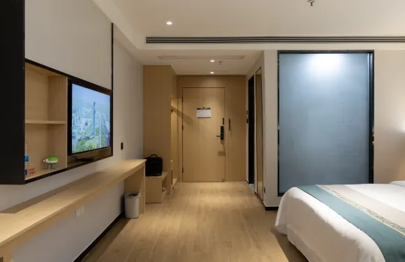 龍海尚好華庭假日酒店（美一城店）