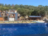 Jiuhe Yunshan Quanju Hot Spring Wooden House B&B - Pools