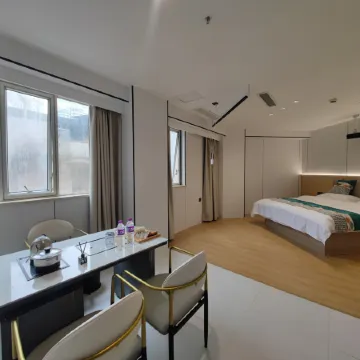 Sihe Haichuan Hostel