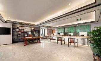 Hefeng Hotel (Chengdu Pidu Wanda Plaza)