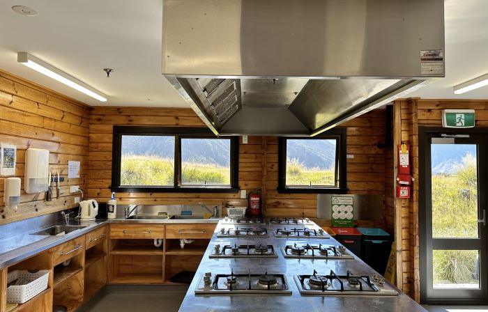 Haka House Hostels Aoraki Mt Cook