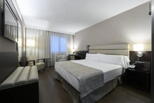 Catalonia Rigoletto Hotels near Portal Miralles