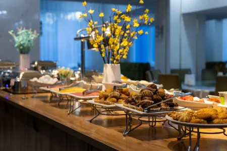 Отель Regardal Отели рядом с достопримечательностью «Никольский Собор»