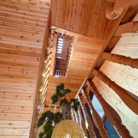 Dragon's Nest Courtyard