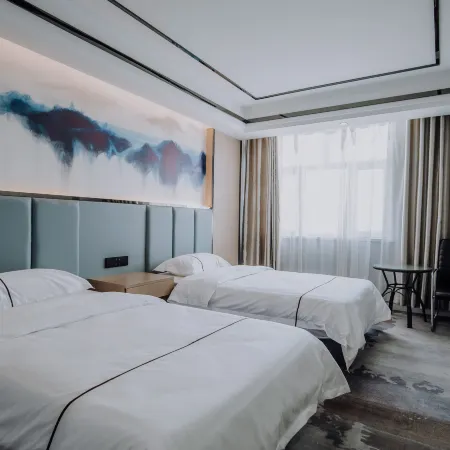 Xinxing Business Hotel