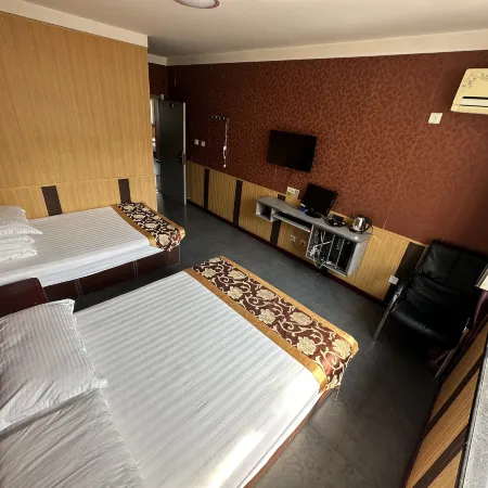 WudalianChi Xilong Hotel
