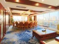 JingHang Holiday Hotel