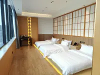 Redrock Hotel