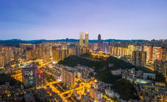 High-altitude Yunshu Tangchi Hotel (Guiyang Center, Nanming District)