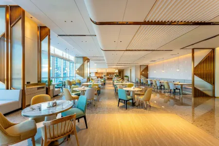 EVEN Hotel Qingdao Laoshan Отели рядом с достопримечательностью «Ocean University of China Laoshan Campus»