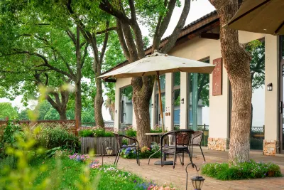 Liangzi Lake Qiyunpan Homestay Hotels in Jiangxia District