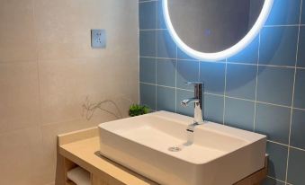 Home Inn (Xi'an Dayan Tower Datang Ever Bright City Shop)