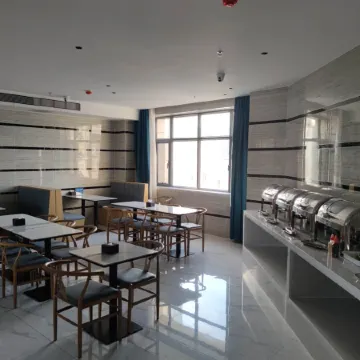 The Summer Lido Hotel