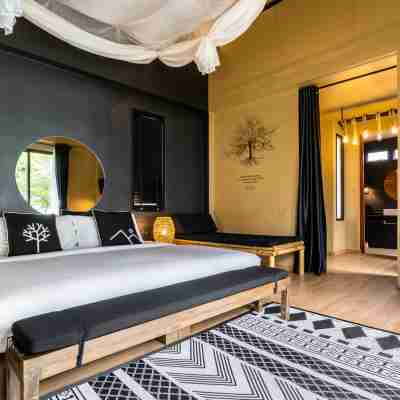 The Mangrove by Blu Monkey Rooms