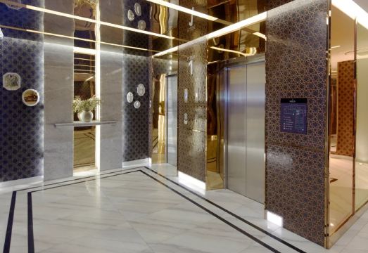 비조텔 프리미어 호텔 & 레지던스