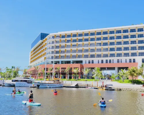 Formosa Yacht Resort Hotels near Old Town